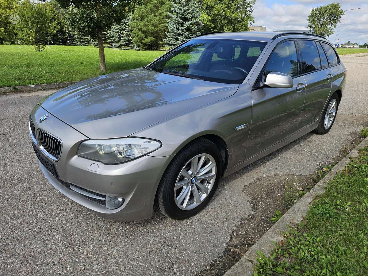 BMW 530, 3.0 l., wagon