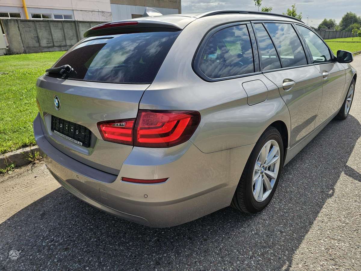 BMW 530, 3.0 l., wagon