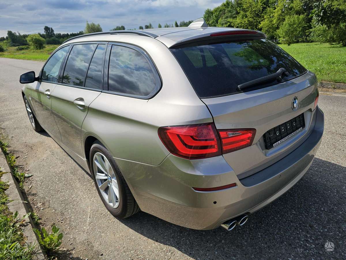 BMW 530, 3.0 l., wagon