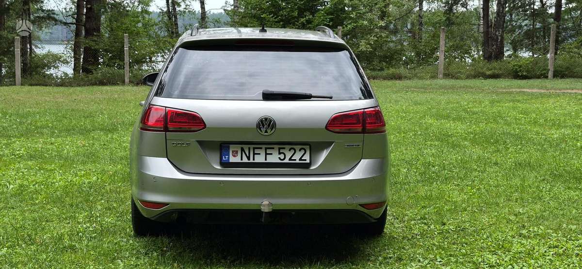Volkswagen Golf - 11