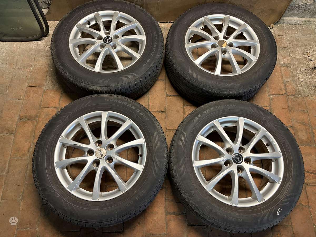 Mazda, lengvojo lydinio, R17