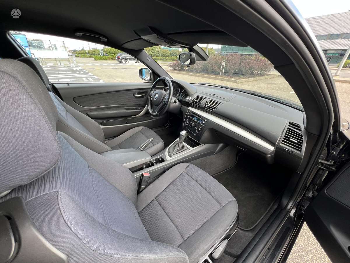 BMW 118, 2.0 l., Хэтчбек