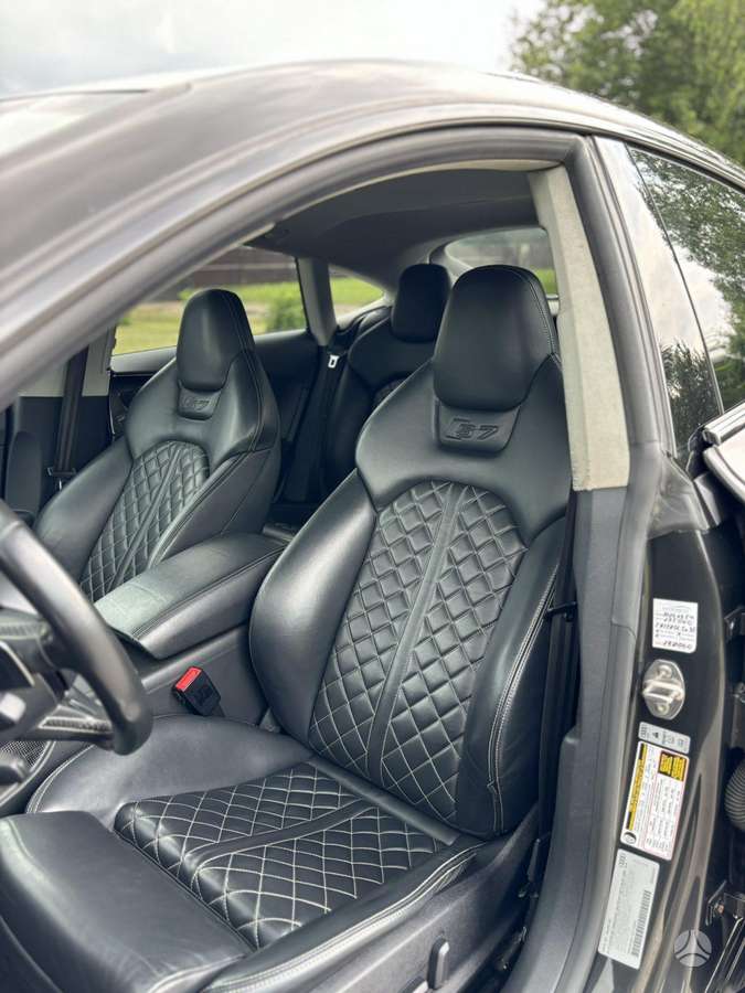 Audi S7, 4.0 l., hatchback