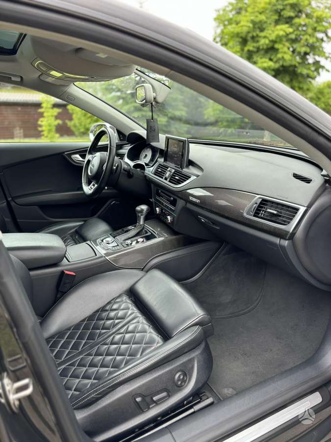 Audi S7, 4.0 l., hatchback