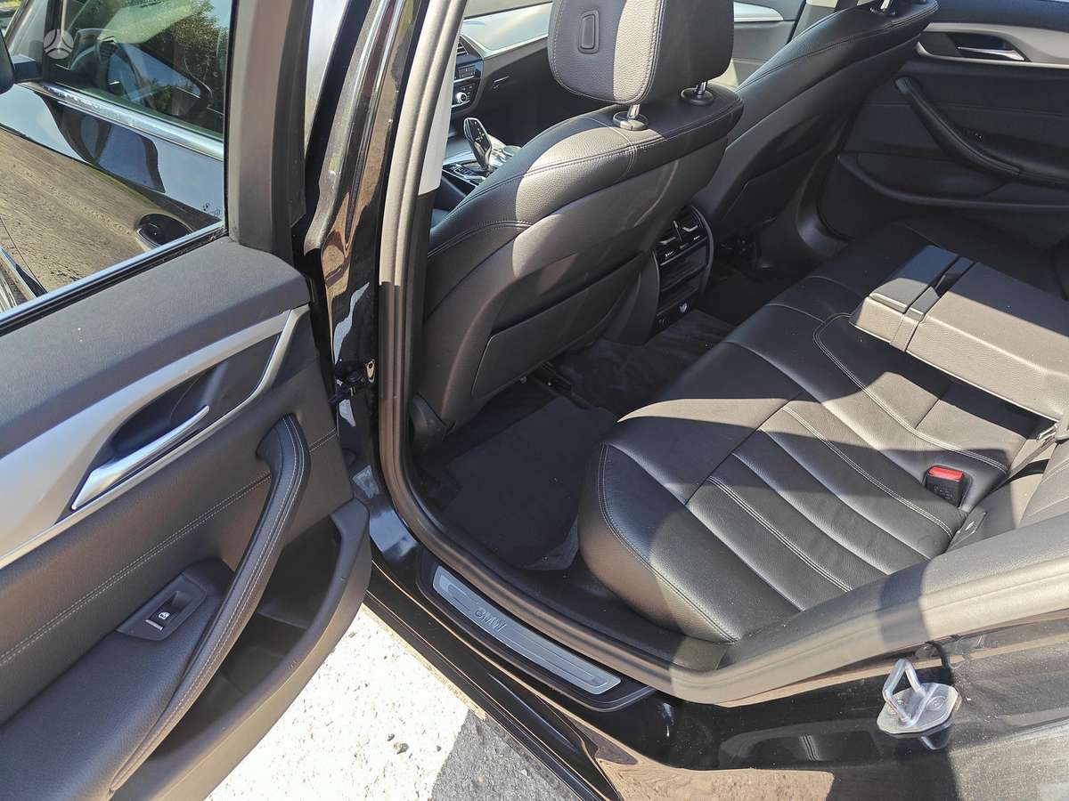 BMW 520, 2.0 l., wagon