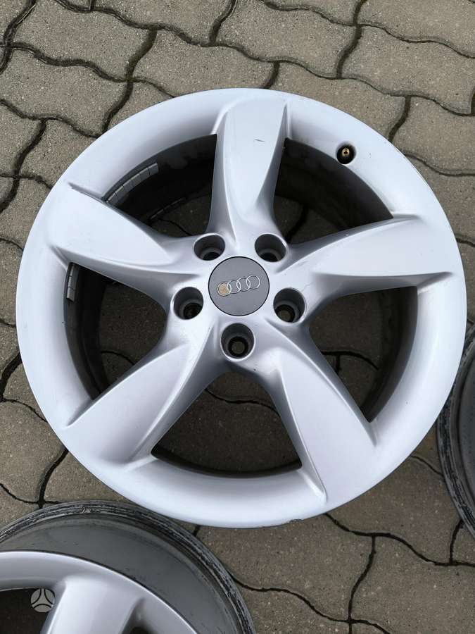 Audi, lengvojo lydinio, R17