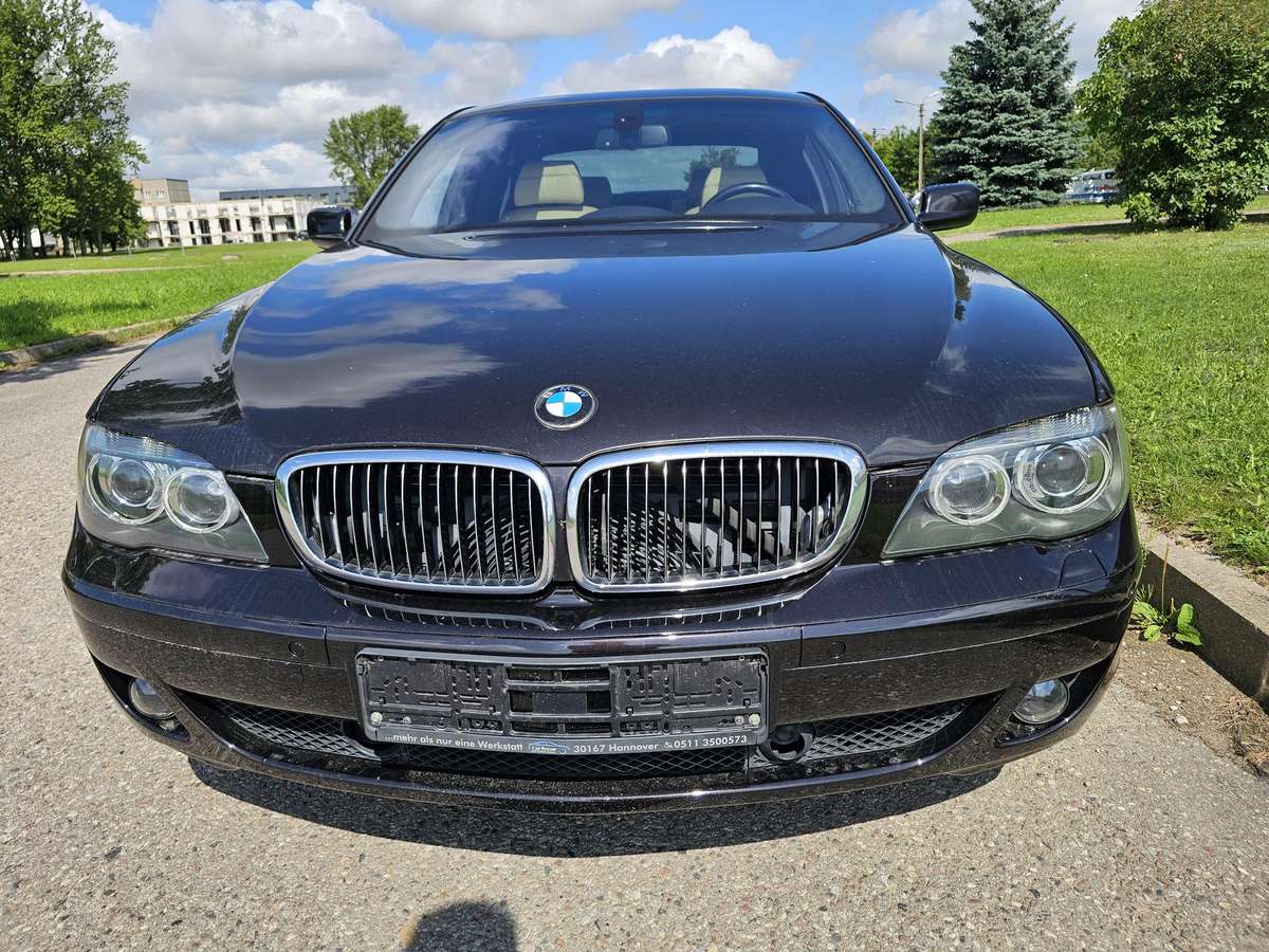 BMW 760, 6.0 l., Седан