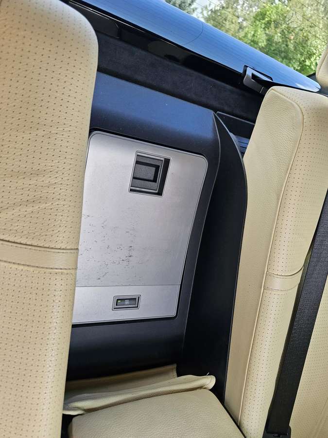 BMW 760, 6.0 l., Седан