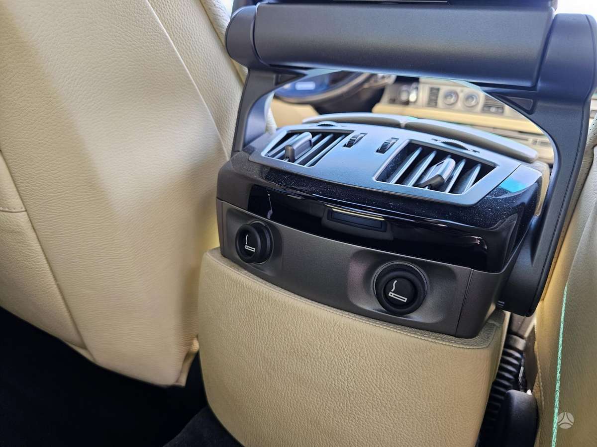 BMW 760, 6.0 l., Седан