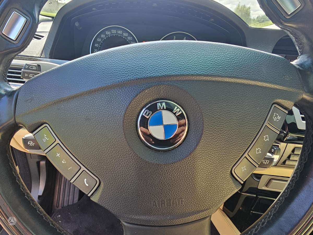BMW 760, 6.0 l., Седан