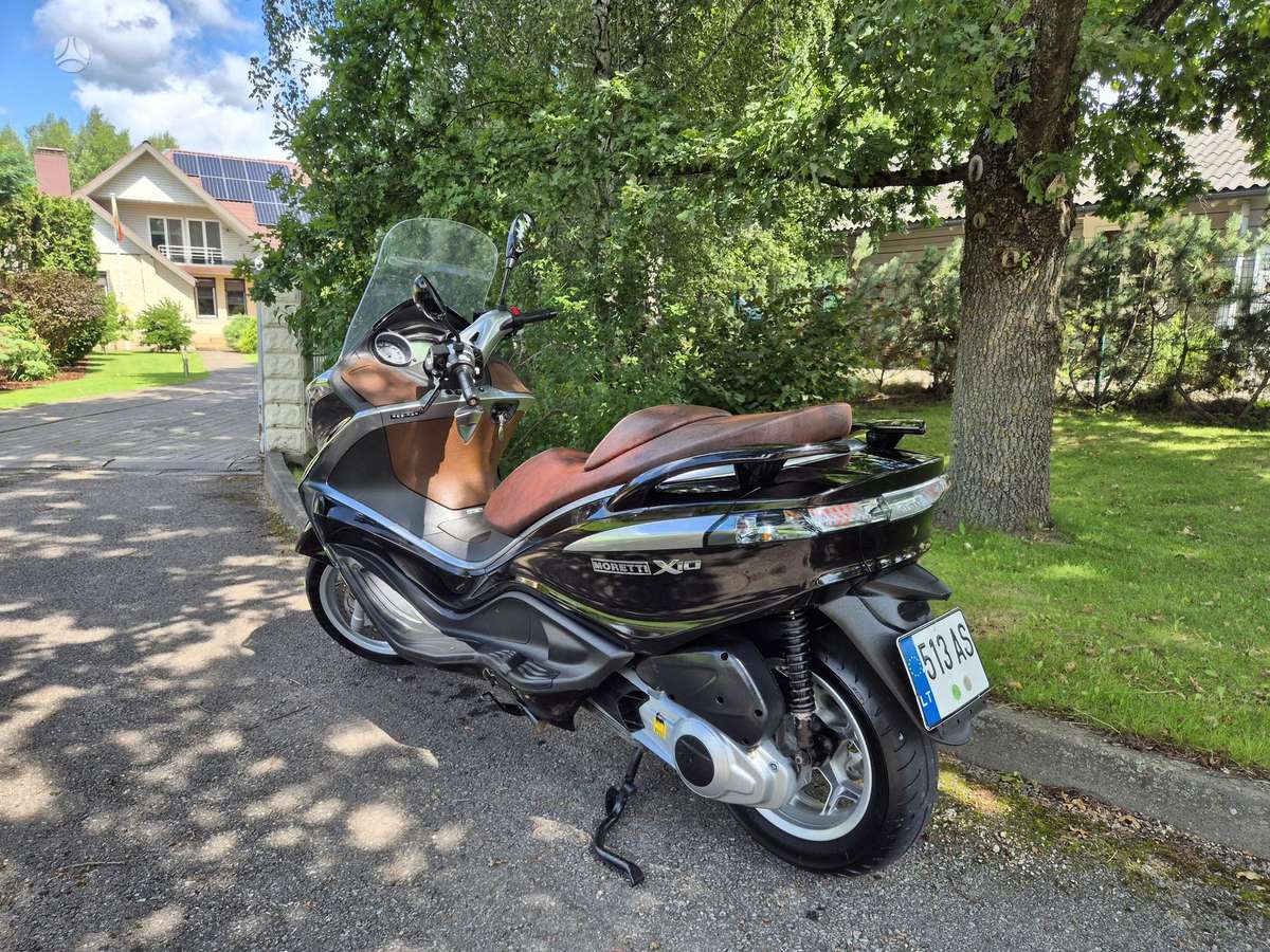 Piaggio X10 125cc, scooters / mopeds