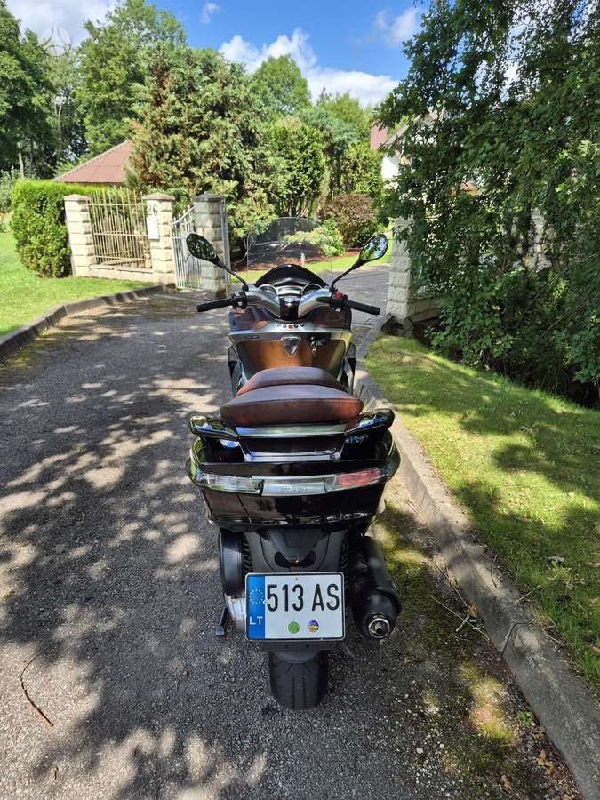 Piaggio X10 125cc, мотороллеры / мопеды