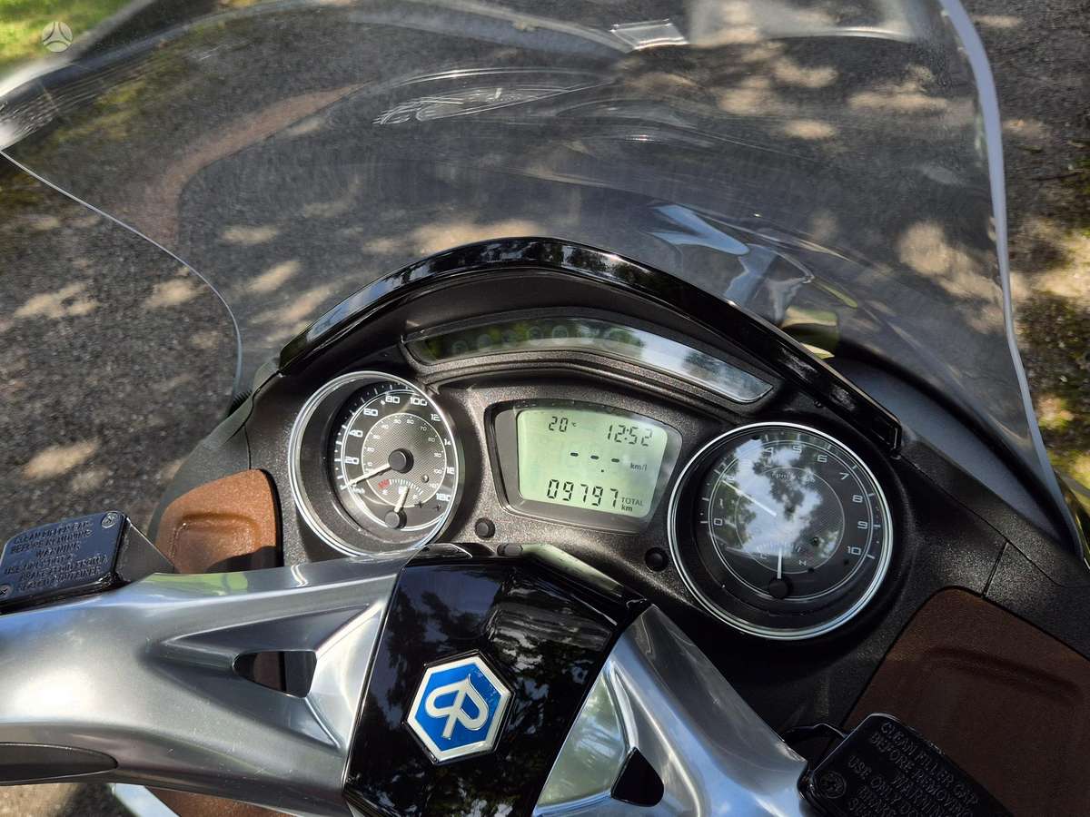 Piaggio X10 125cc, мотороллеры / мопеды