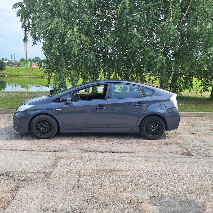 Toyota Prius - 6
