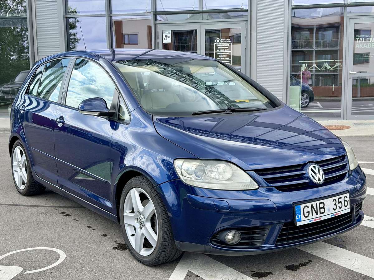Volkswagen Golf Plus - 1