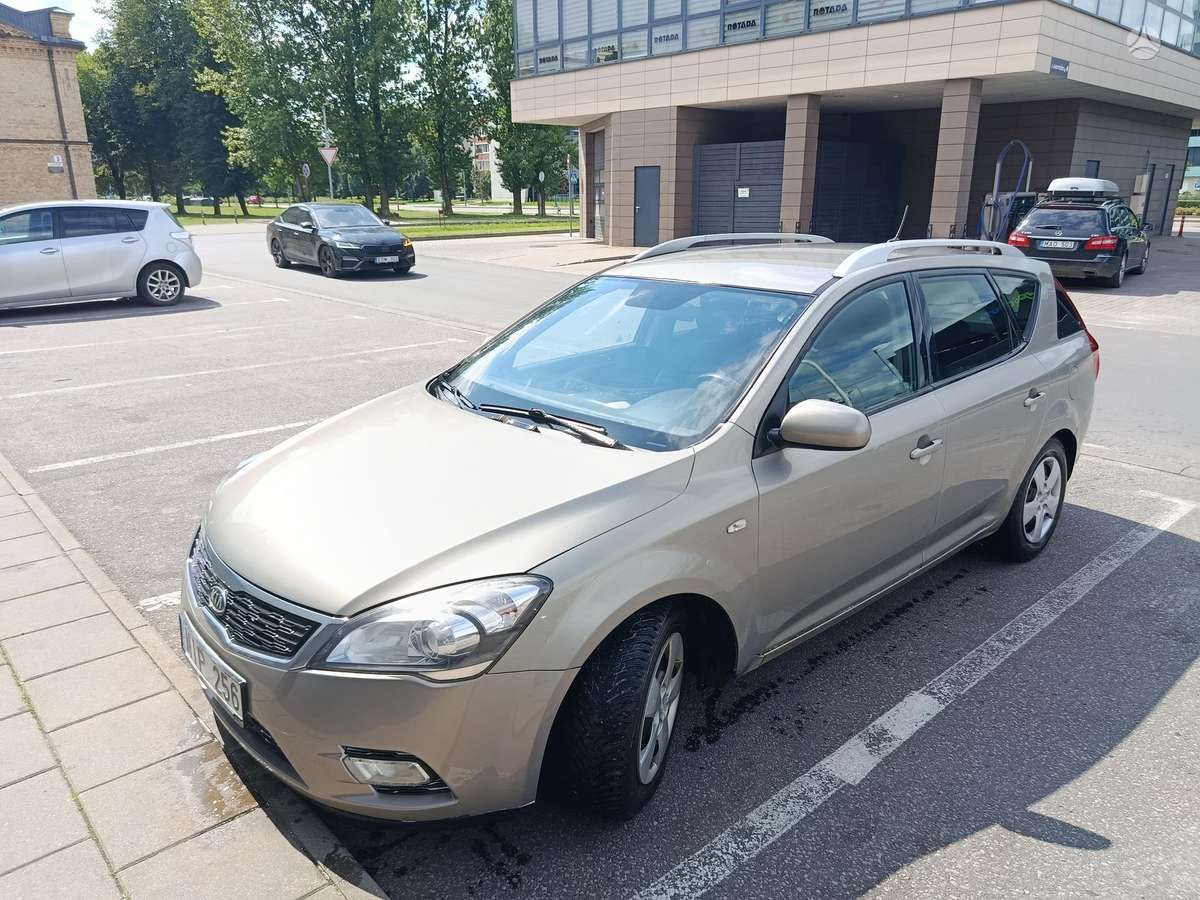 Kia Ceed, 1.6 l., Универсал