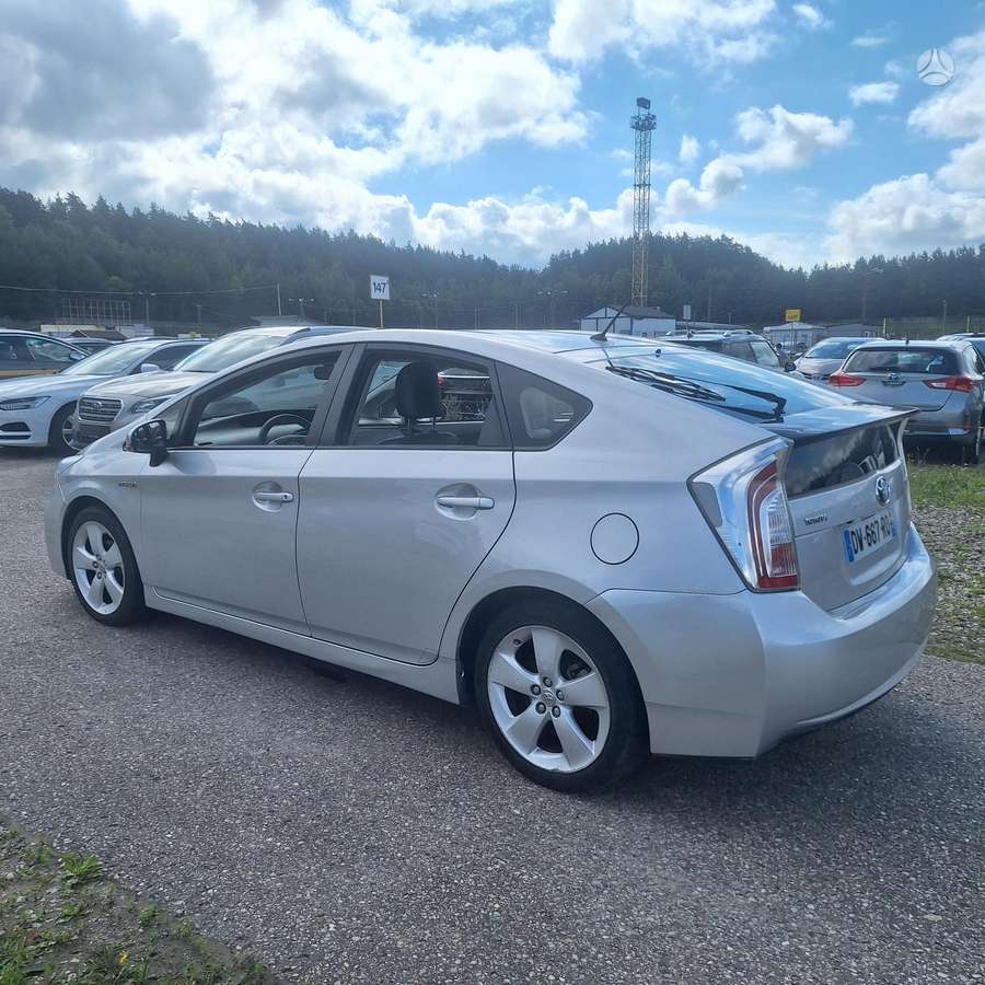 Toyota Prius - 6