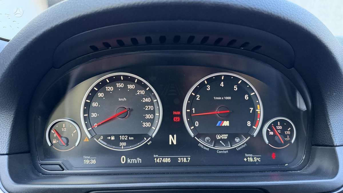 BMW M5, 4.4 l., Седан
