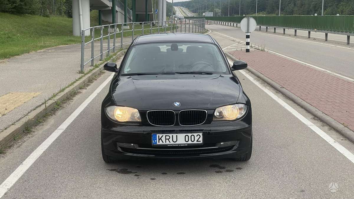 BMW 116, 2.0 l., hatchback