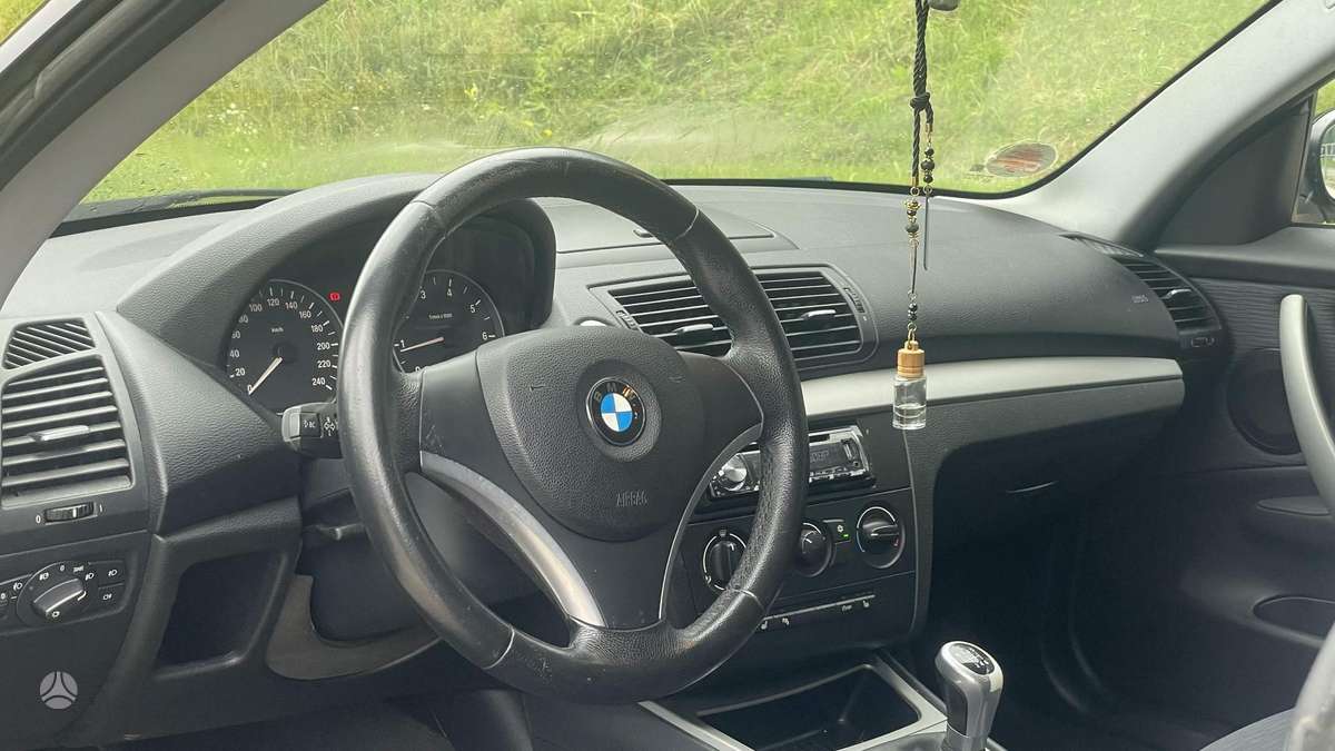 BMW 116, 2.0 l., Хэтчбек