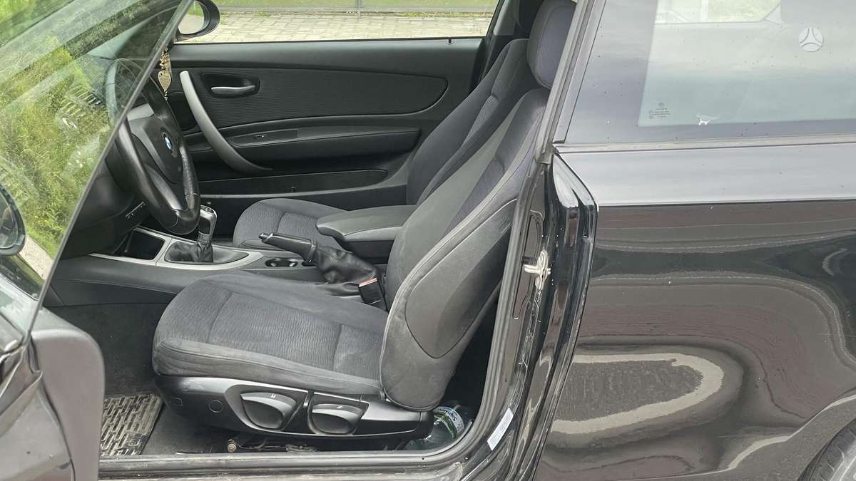 BMW 116, 2.0 l., hatchback