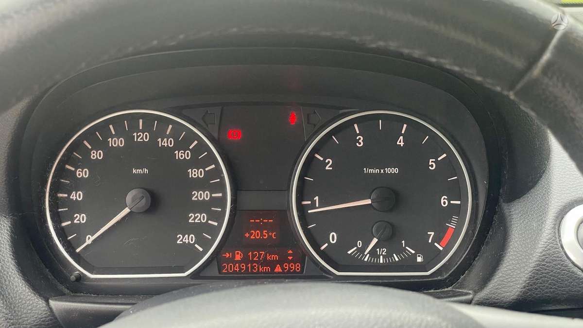 BMW 116, 2.0 l., hatchback