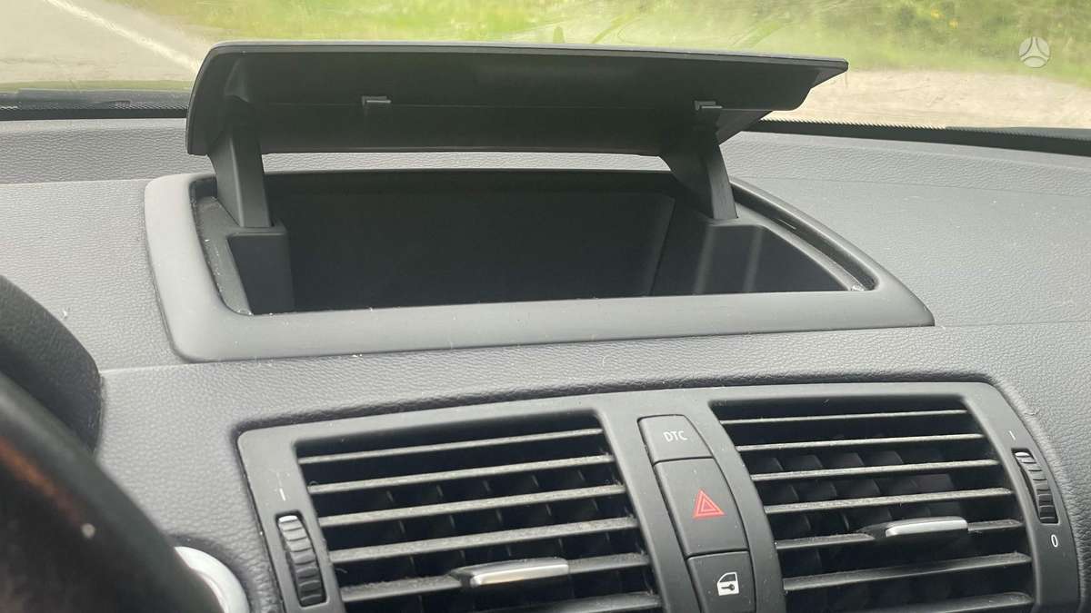 BMW 116, 2.0 l., hatchback
