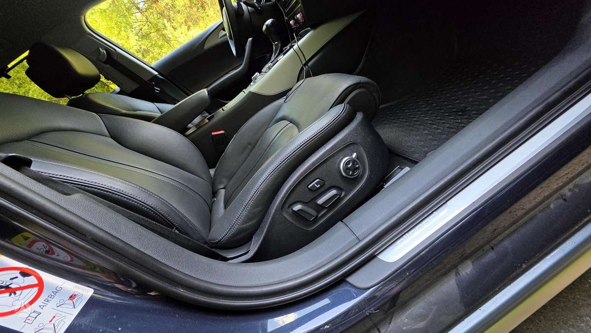 Audi A6 allroad, 3.0 l., Универсал
