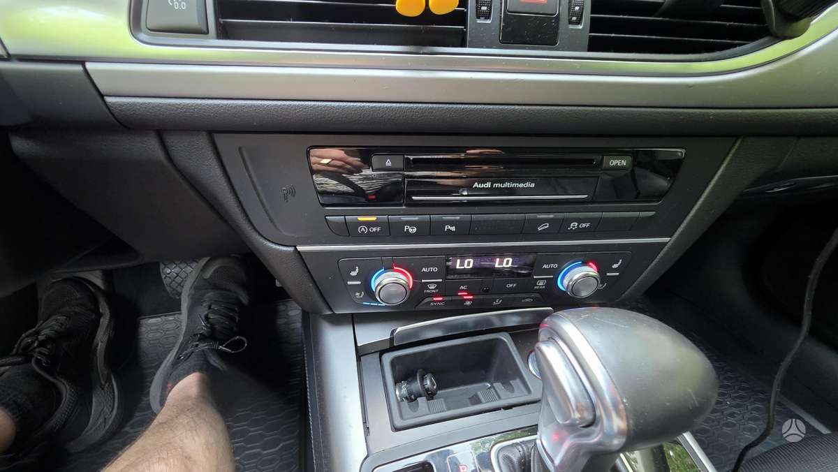Audi A6 allroad, 3.0 l., Универсал