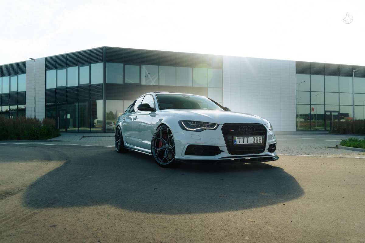 Audi S6, 4.0 l., Седан