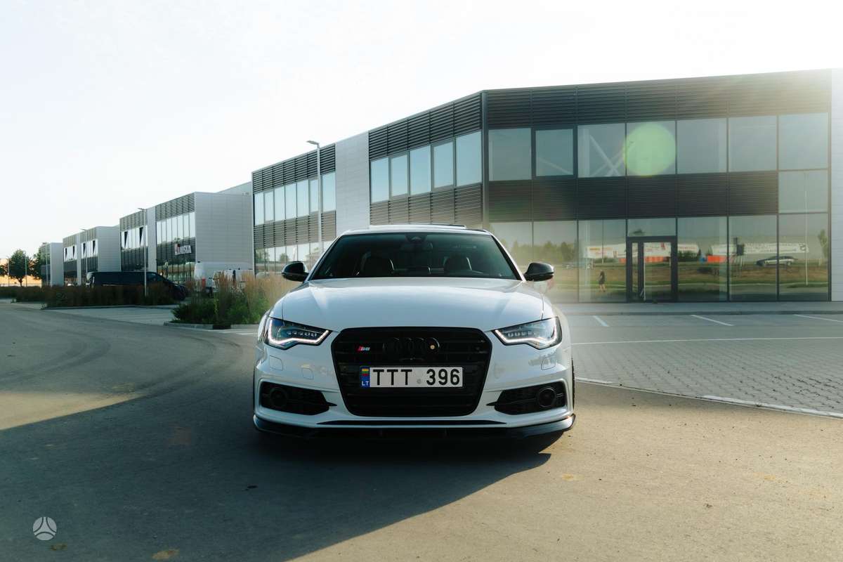 Audi S6, 4.0 l., Седан