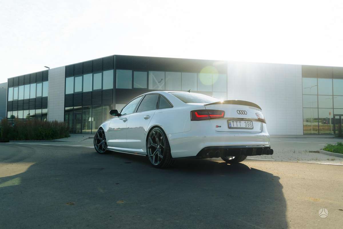 Audi S6, 4.0 l., Седан