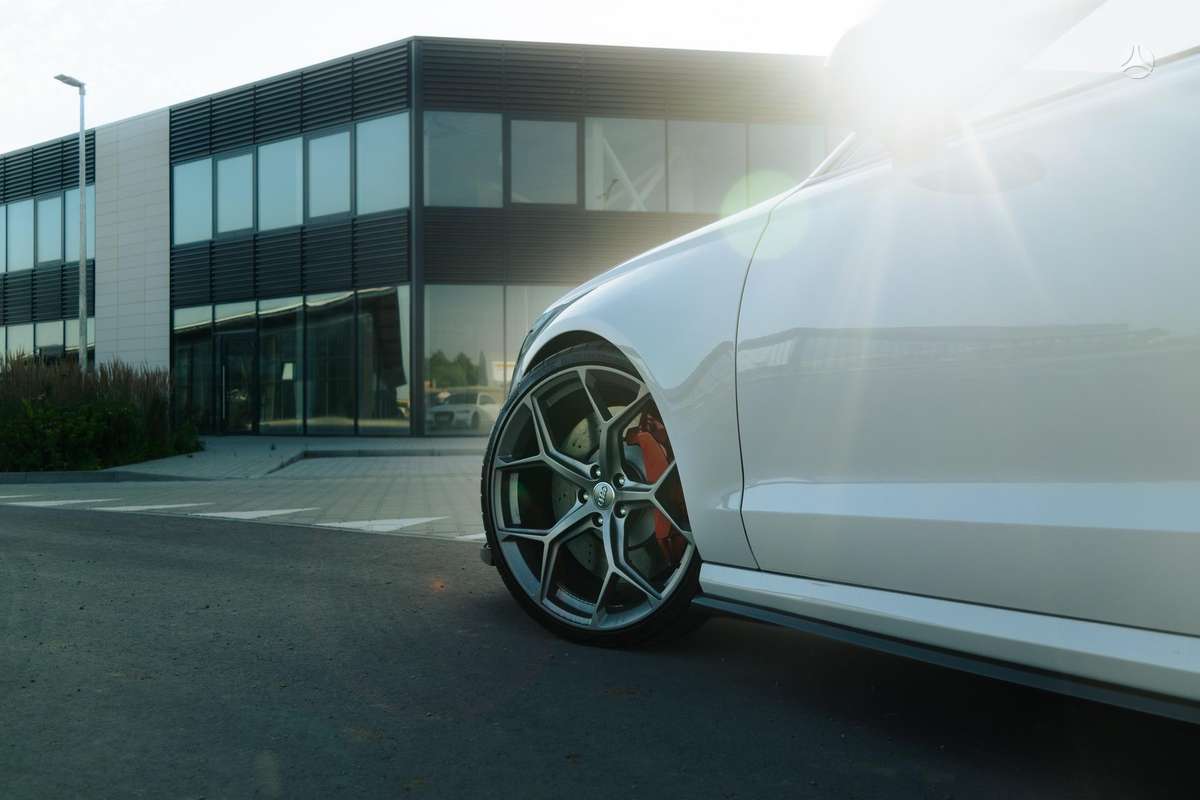 Audi S6, 4.0 l., Седан