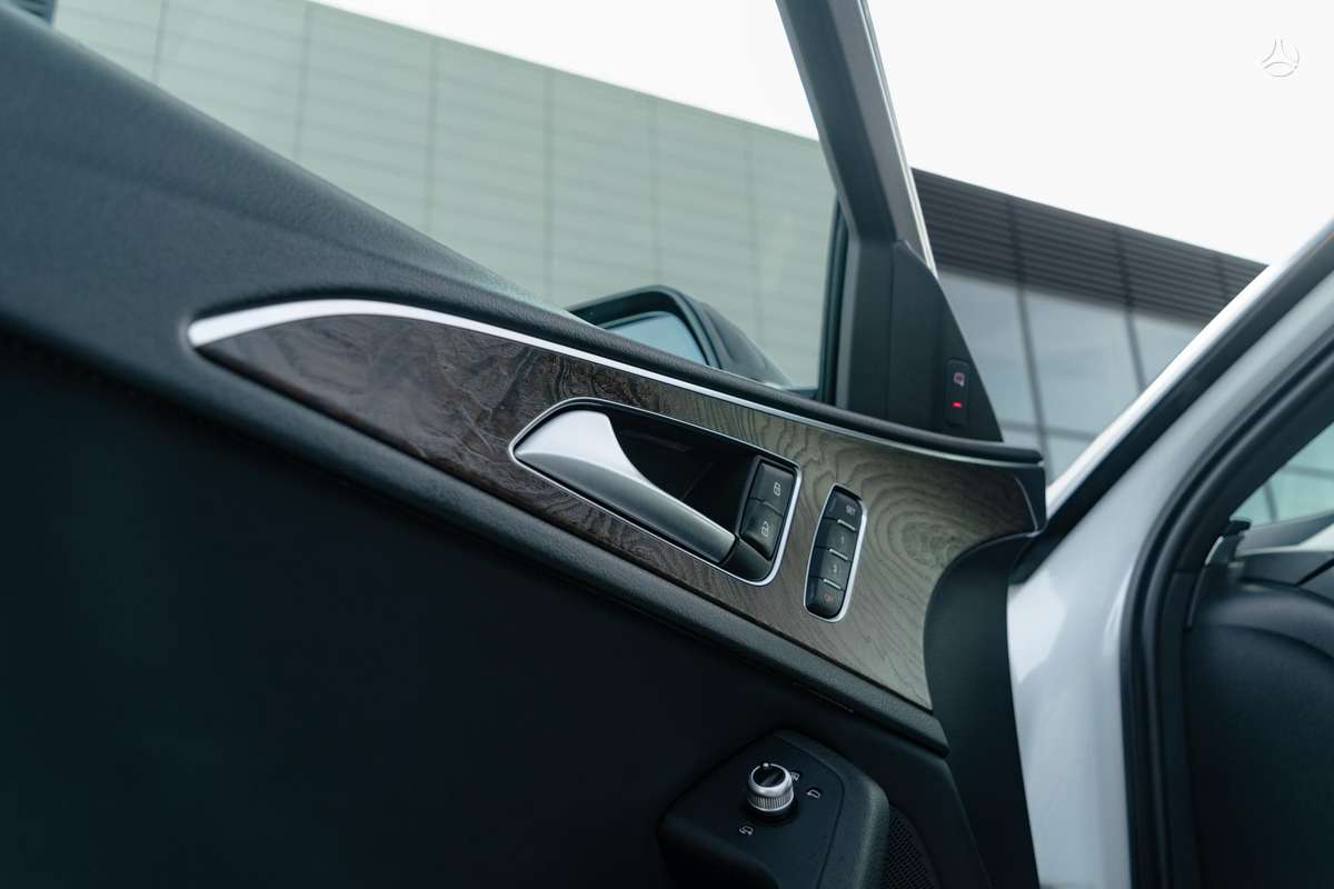 Audi S6, 4.0 l., Седан