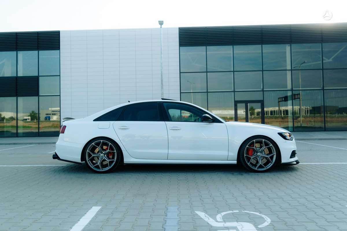 Audi S6, 4.0 l., Седан