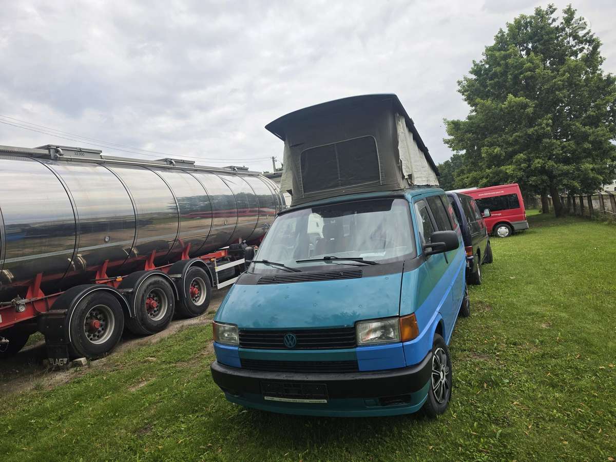 Volkswagen Multivan - 1