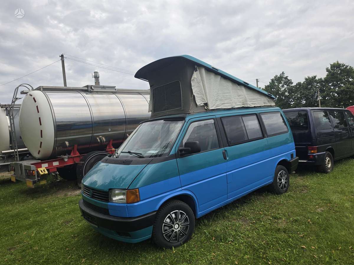 Volkswagen Multivan - 2