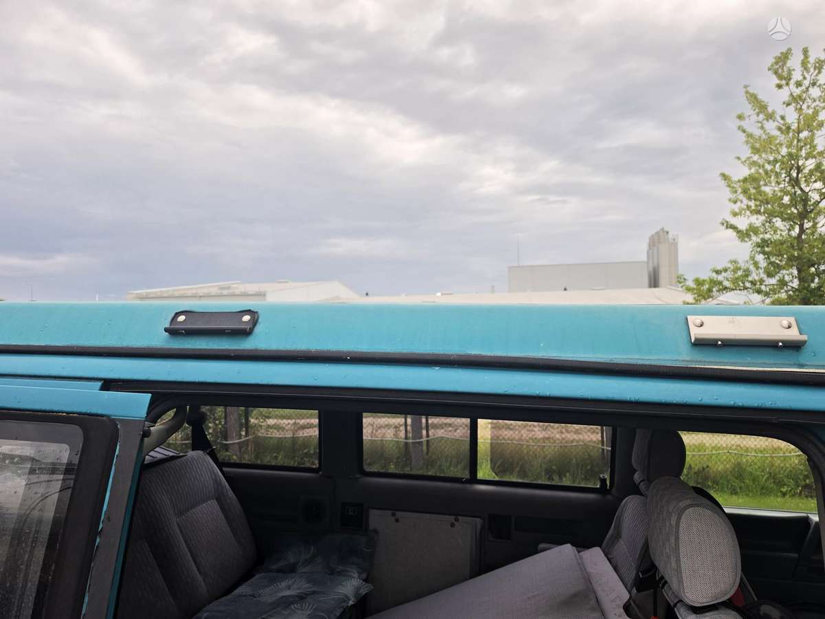 Volkswagen Multivan - 7