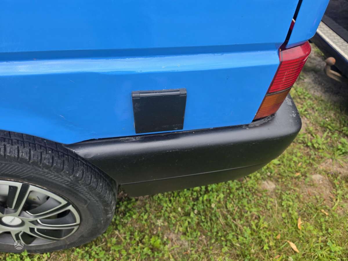 Volkswagen Multivan - 9