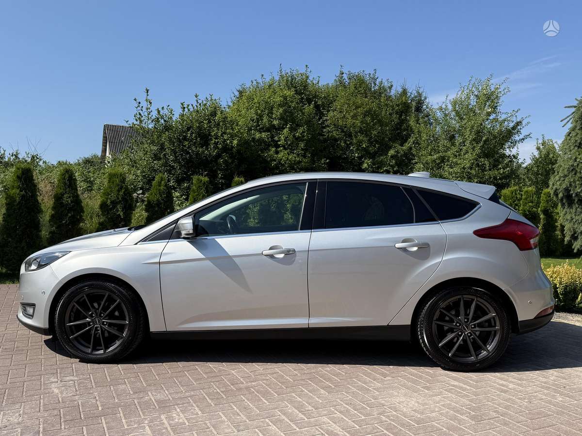 Ford Focus, 1.5 l., hatchback