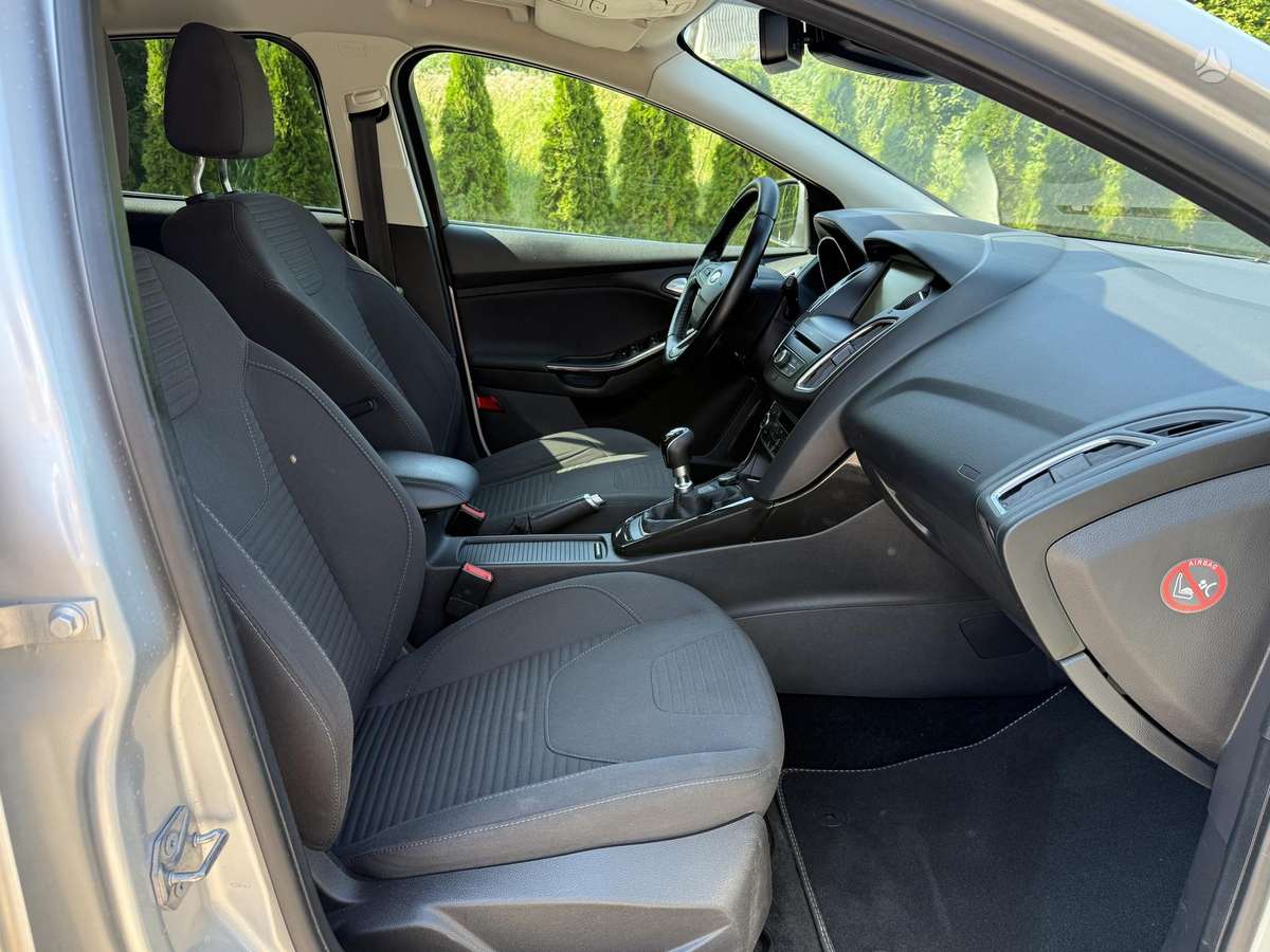 Ford Focus, 1.5 l., hatchback