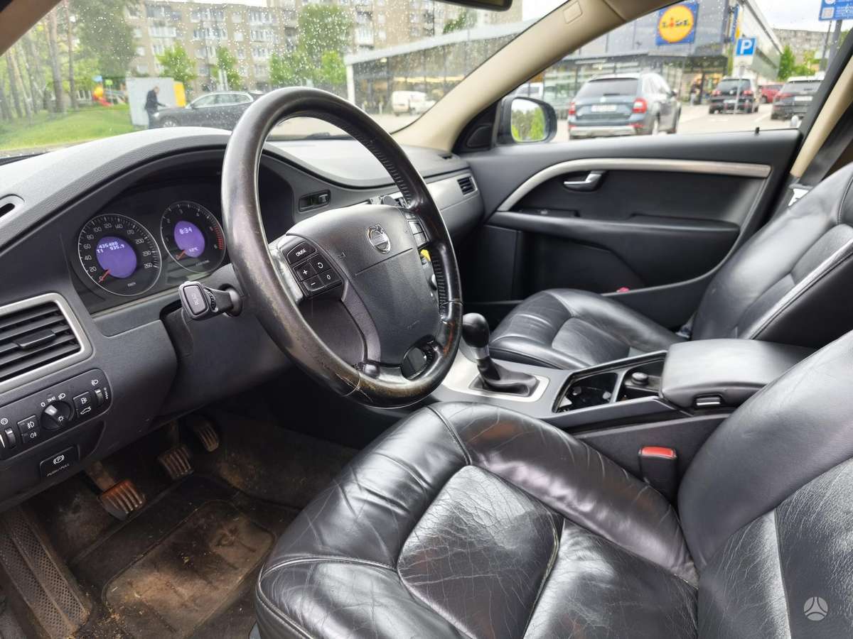 Volvo V70 - 9