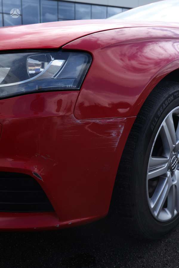 Audi A4, 1.8 l., Седан