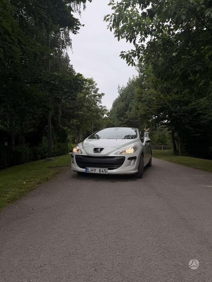Peugeot 308 - 8