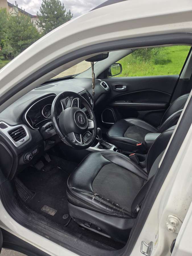 Jeep Compass, 2.4 l., Внедорожник / Кроссовер