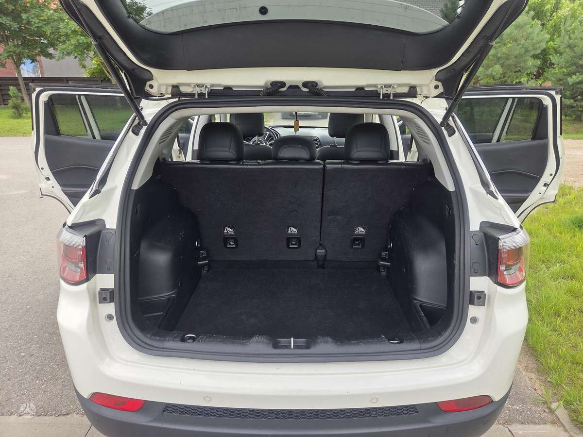 Jeep Compass, 2.4 l., Внедорожник / Кроссовер