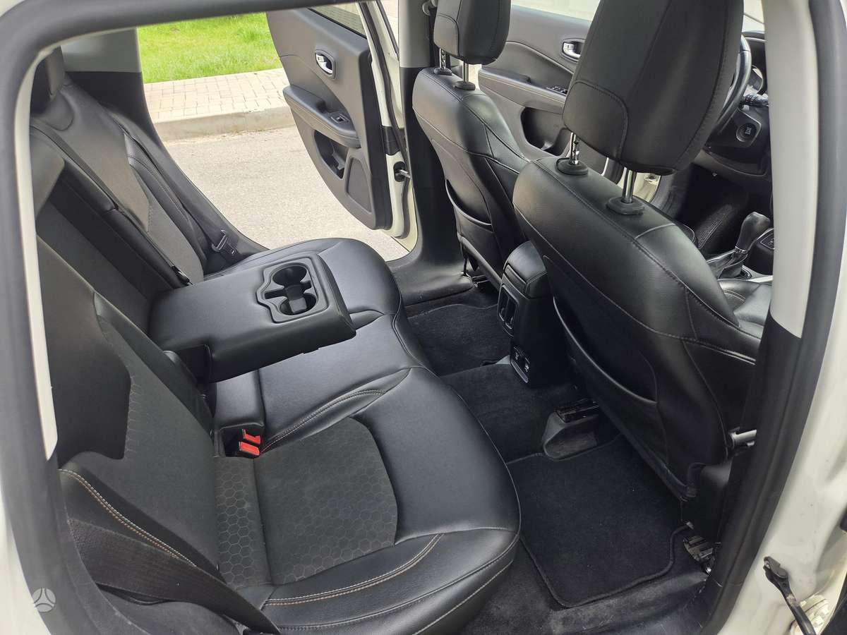 Jeep Compass, 2.4 l., Внедорожник / Кроссовер