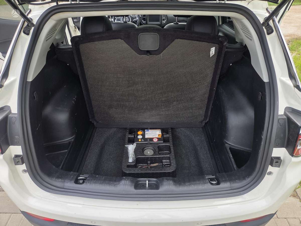 Jeep Compass, 2.4 l., Внедорожник / Кроссовер