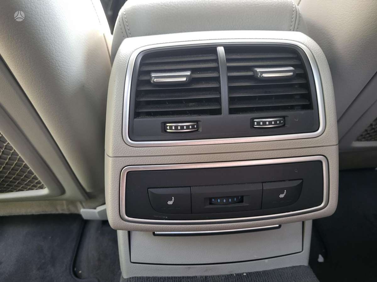 Audi A6, 3.0 l., saloon / sedan