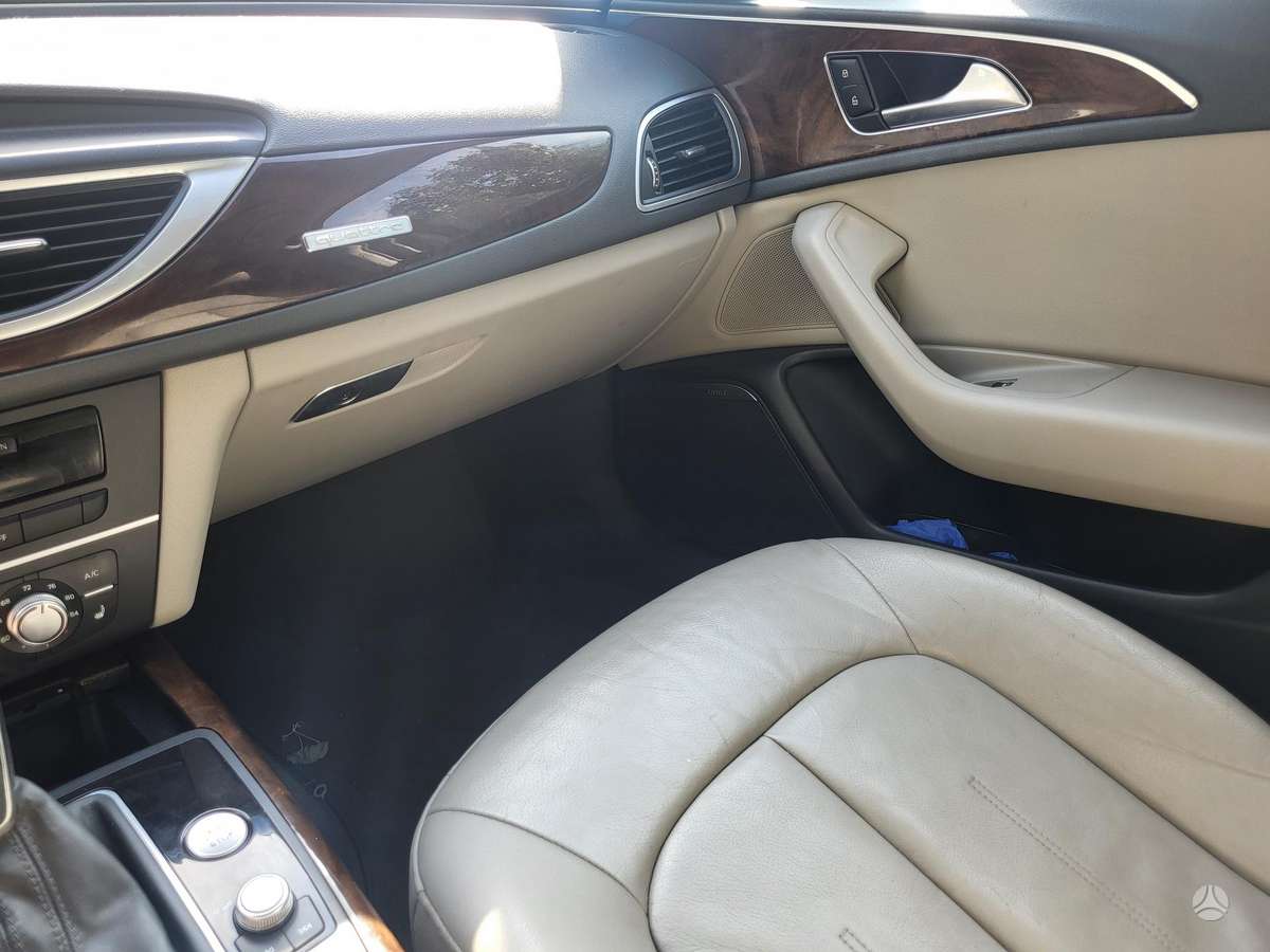Audi A6, 3.0 l., Седан